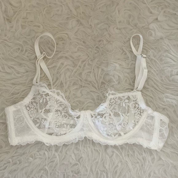 Kat the label Maverick bra. White. XS. - Picture 2 of 3